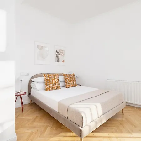 Nova - 3BR Apartment with an AC - Kazimierz Apartment *