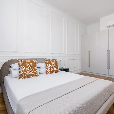 Nova - 3BR Apartment with an AC - Kazimierz