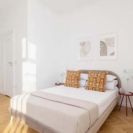 Apartment Nova - 3BR Apartment with an AC - Kazimierz