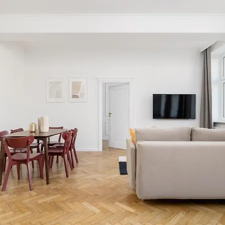Nova - 3BR Apartment with an AC - Kazimierz Apartment *