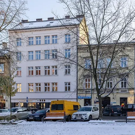 Apartment Nova - 3BR Apartment with an AC - Kazimierz