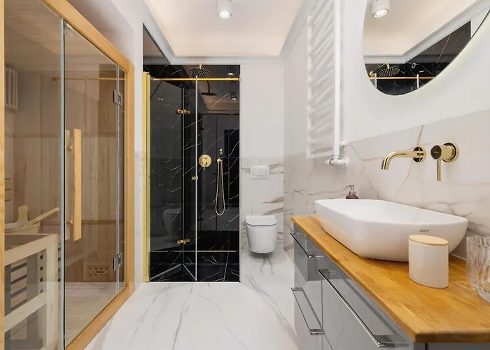 Apartment 3-bedroom - Plac Wolnica 12a *