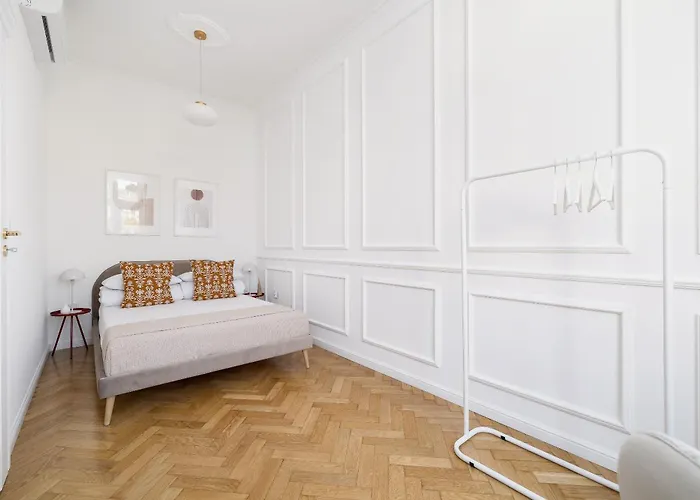 3-bedroom - Plac Wolnica 12a * Krakow